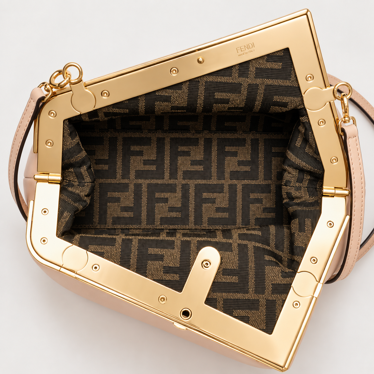 Borsa first rosa